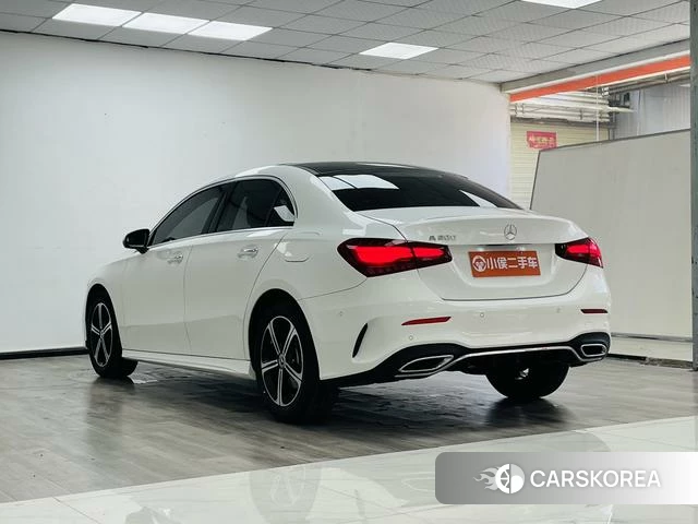 Mercedes-Benz Class A 2024 Белый из Китая