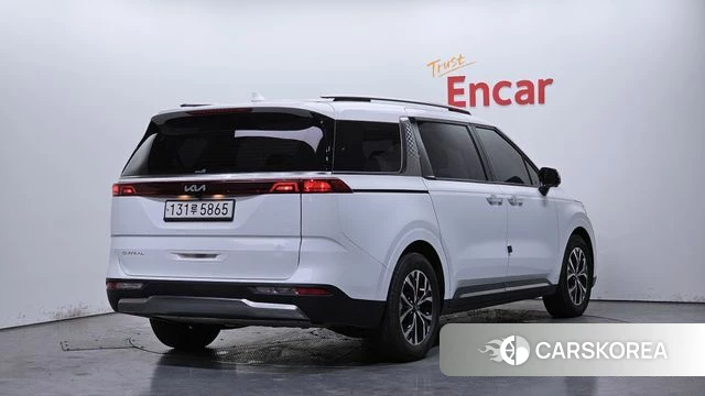 Kia Carnival 4th generation 2022 Белый из Кореи