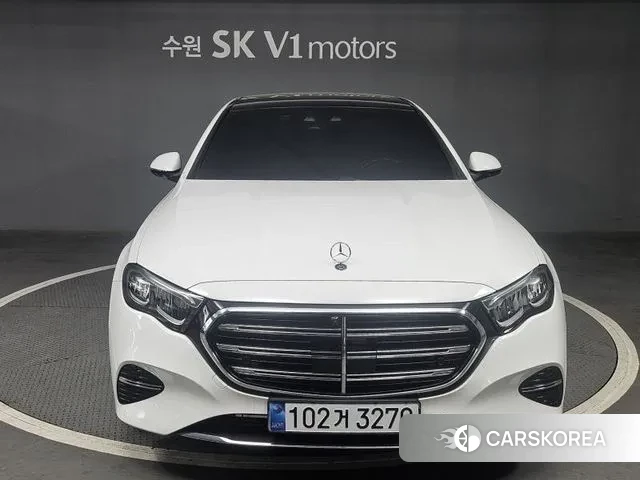 Mercedes-Benz E-Class W214 2024 Белый из Кореи