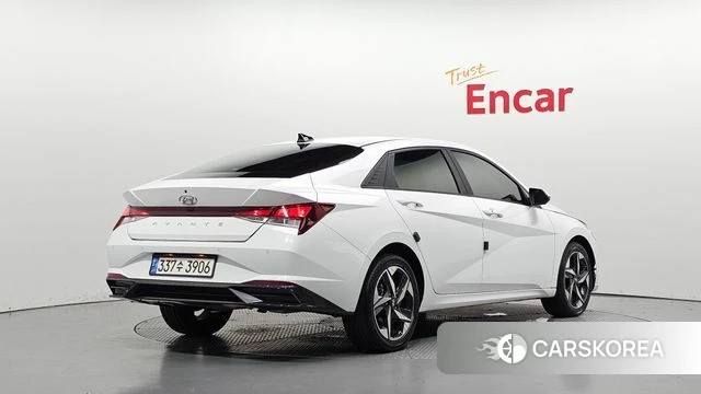 Hyundai Avante (CN7) 2021 Белый из Кореи