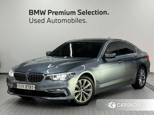 BMW 5 Series (G30) 2018 Серебристо-серый из Кореи