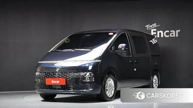 Hyundai Staria 2023 Черный из Кореи
