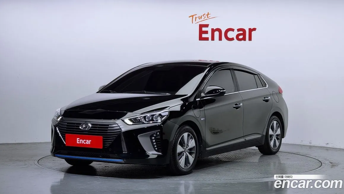 Hyundai Ionic Hybrid 2018 из Кореи