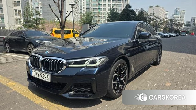 BMW 5 Series (G30) 2021 Синий из Кореи