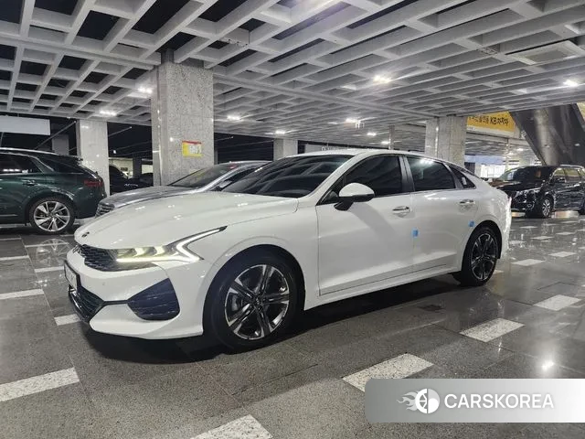 Kia K5 3rd generation 2021 Белый из Кореи