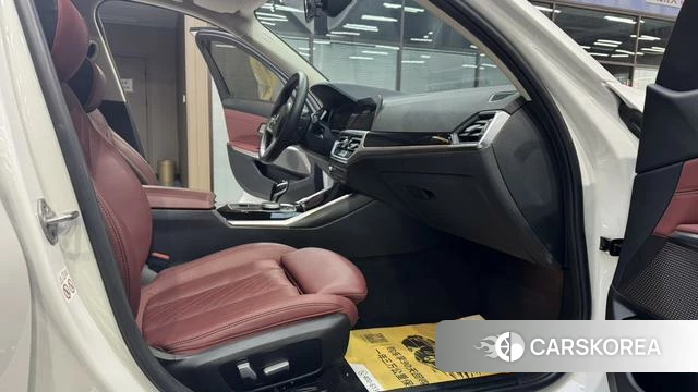 BMW 3 series 2022 Белый из Китая