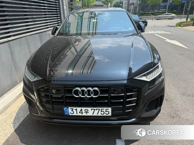Audi Q8 (4M) 2021 Черный из Кореи