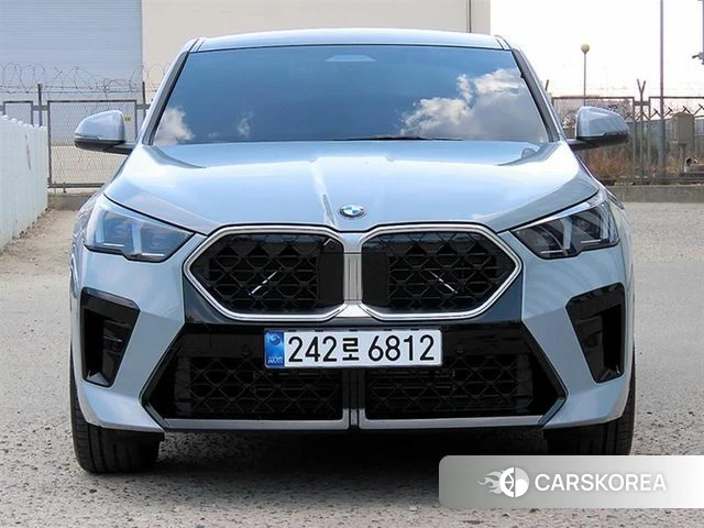 BMW X2 (U10) 2025 Серебристо-серый из Кореи