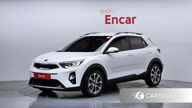 Kia Stonic 2019 Белый из Кореи