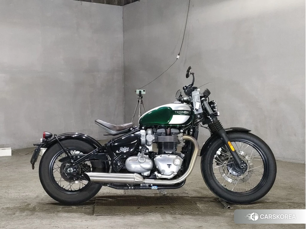Проданный Triumph BONNEVILLE BOBBER 2018 из Японии