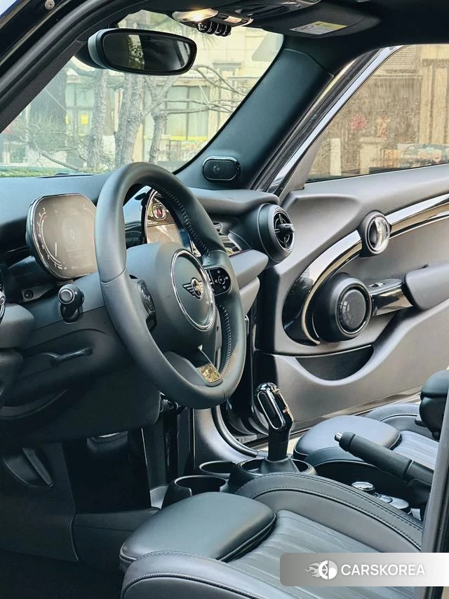 MINI MINI 2024 Черный из Китая