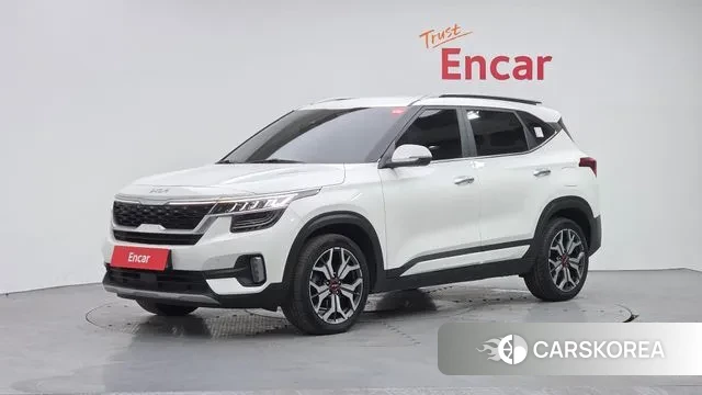 Kia Seltos 2022 Белый из Кореи