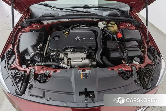 Buick Regal 2021 Красный из Китая