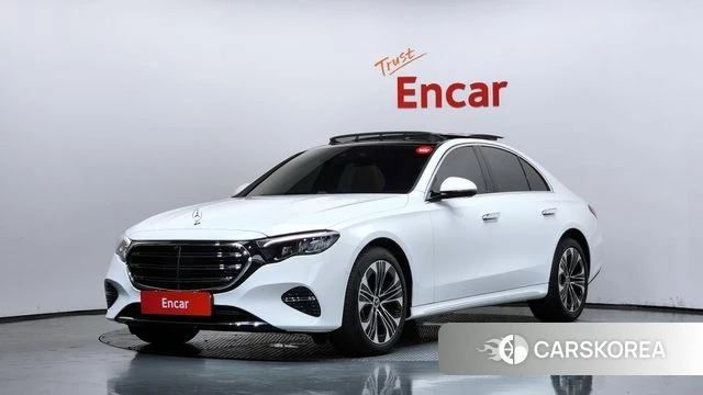 Mercedes-Benz E-Class W214 2026 Белый из Кореи