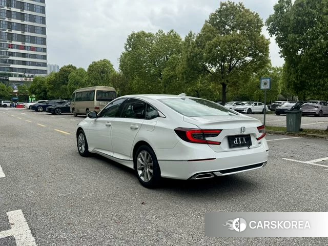 Honda Accord 2022 Белый из Китая