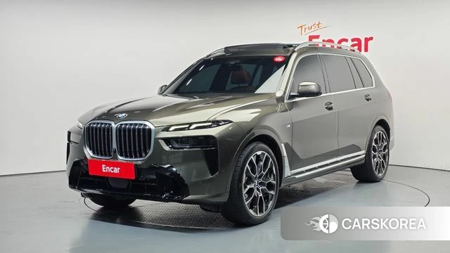 BMW X7 (G07) 2023 Коричневый из Кореи