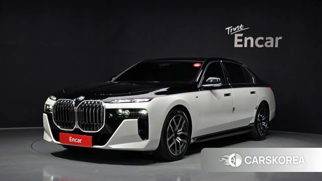 BMW 7 Series (G70) 2024 Белый из Кореи
