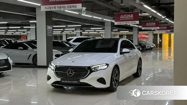 Mercedes-Benz E-Class W214 2024 Белый из Кореи