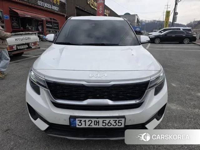 Kia Seltos 2021 Белый из Кореи