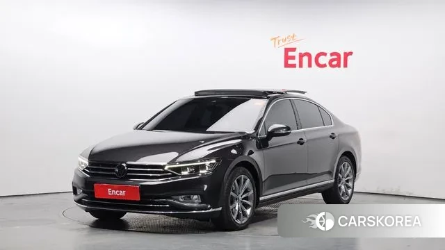 Volkswagen Passat GT (B8) 2022 Серый из Кореи