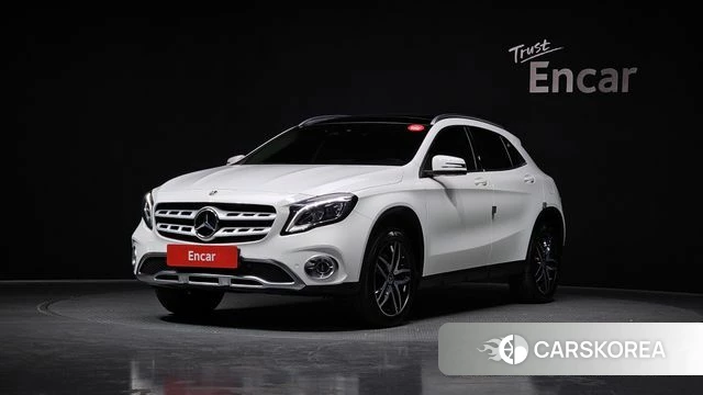 Mercedes-Benz GLA-Class X156 2019 Белый из Кореи