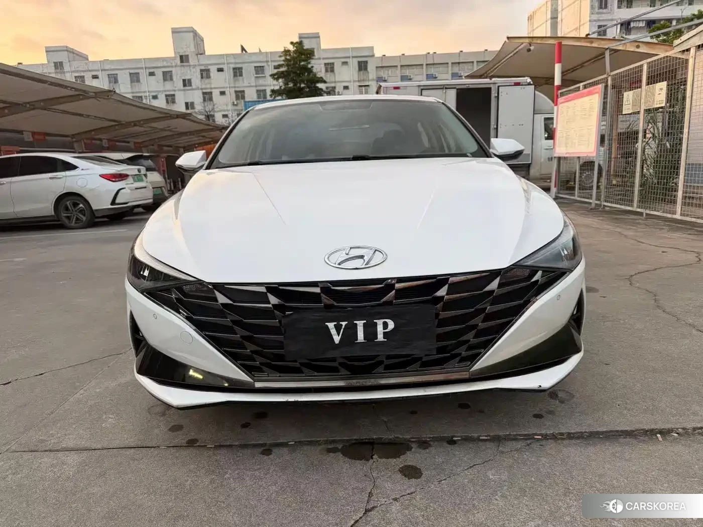 Hyundai Elantra 2021 Белый из Китая