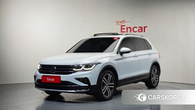 Volkswagen Tiguan second Generation 2021 Белый из Кореи