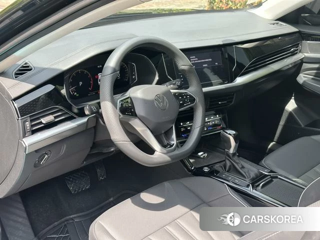 Volkswagen Passat 2024 Черный из Китая