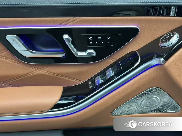 Mercedes-Benz Maybach S-class 2023 Черный из Китая