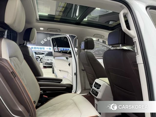 Volkswagen Lanjing 2022 Белый из Китая