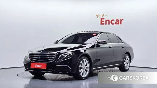 Mercedes-Benz E-Class W213 2018 Черный из Кореи
