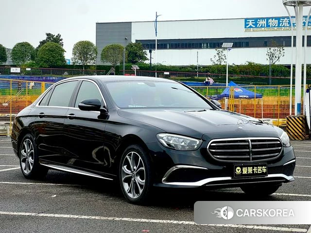 Mercedes-Benz E-class 2022 Черный из Китая