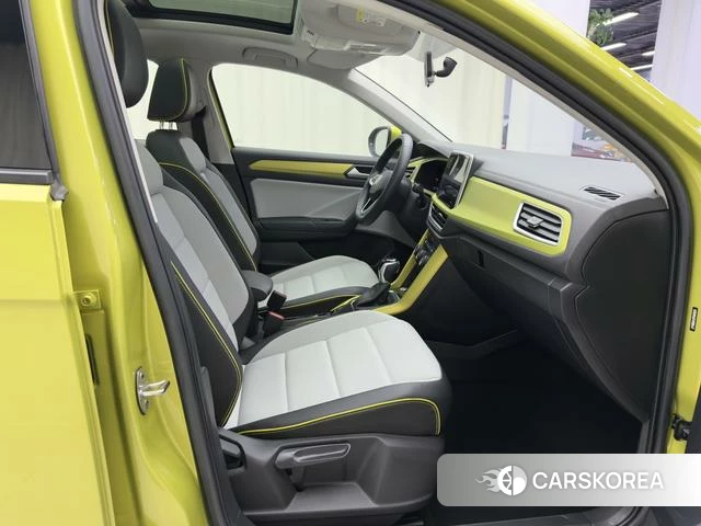 Volkswagen Exploring songs 2023 Желтый из Китая