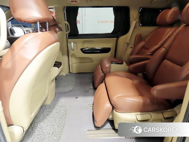 Kia The New Carnival 2019 Белый из Кореи