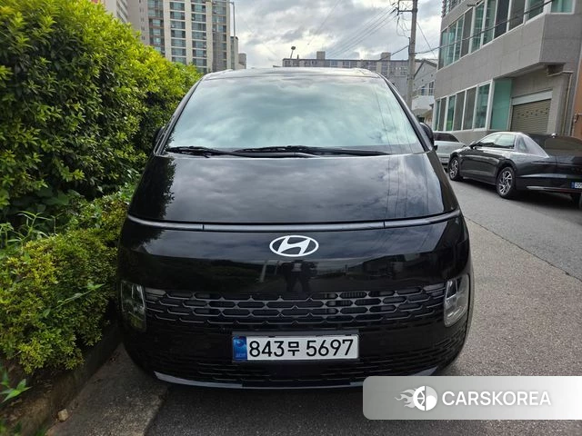 Hyundai Staria 2025 Черный из Кореи