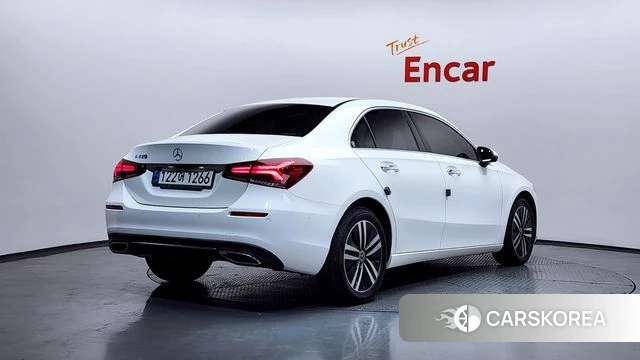 Mercedes-Benz A-Class W177 2022 Белый из Кореи