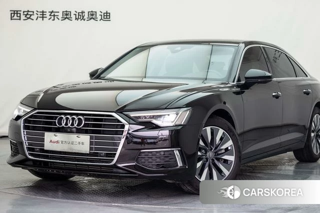 Audi A6L 2021 Черный из Китая