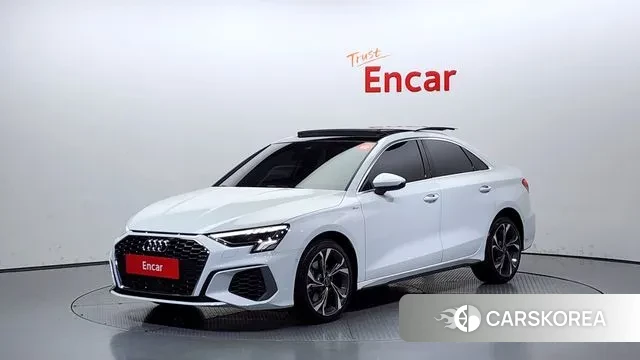 Audi A3 (8Y) 2023 Белый из Кореи