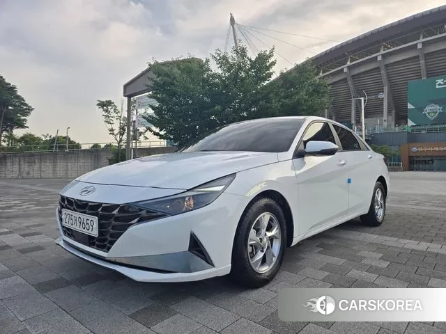 Hyundai Avante (CN7) 2021 Белый из Кореи