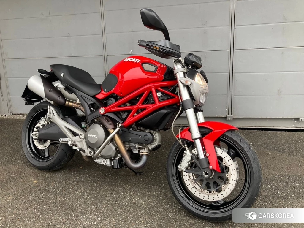 Проданный Ducati MONSTER 696 2013 из Японии