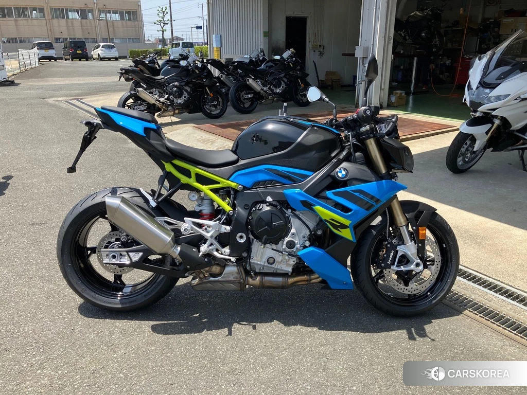 Проданный BMW S1000R 2025 из Японии