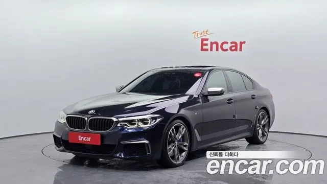 BMW 5 Series (G30) 2019 Черный из Кореи
