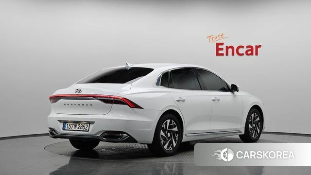 Hyundai The New Grandeur IG Hybrid 2021 Белый из Кореи