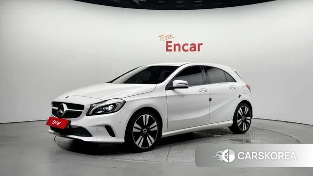 Mercedes-Benz A-Class W176 2018 Белый из Кореи
