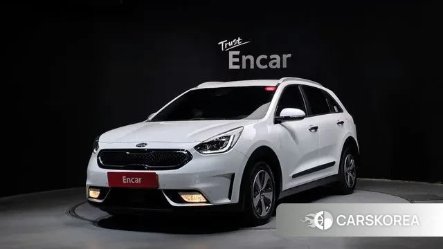 Kia Niro 2018 Белый из Кореи
