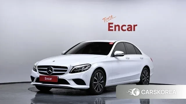 Mercedes-Benz C-Class W205 2019 Белый из Кореи