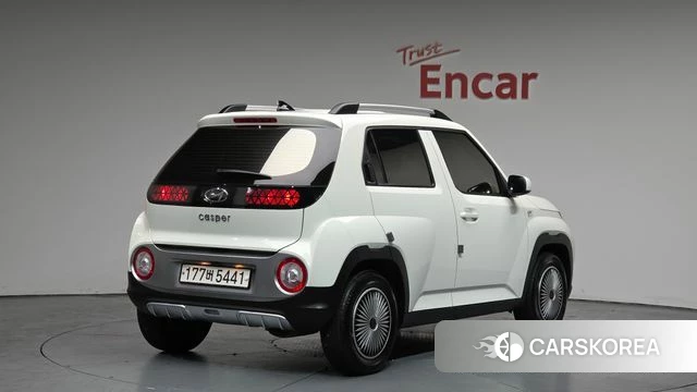 Hyundai Casper 2023 Белый из Кореи