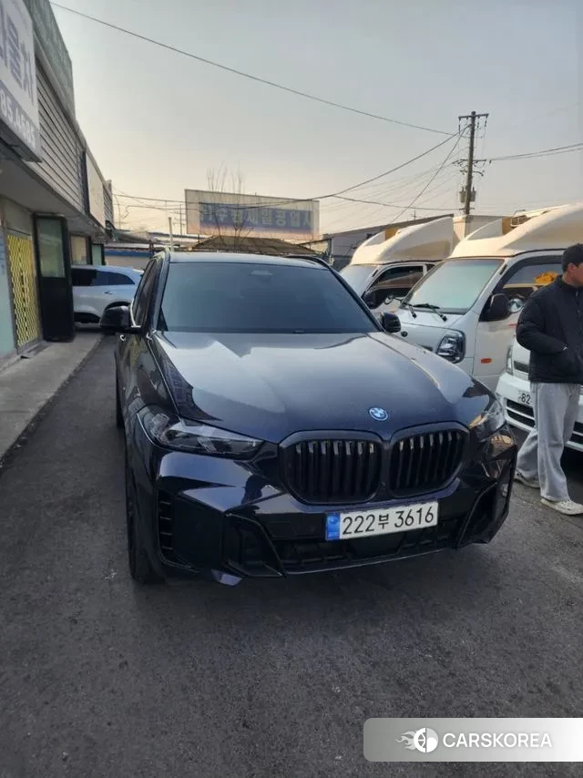 BMW X5 (G05) 2023 Черный из Кореи