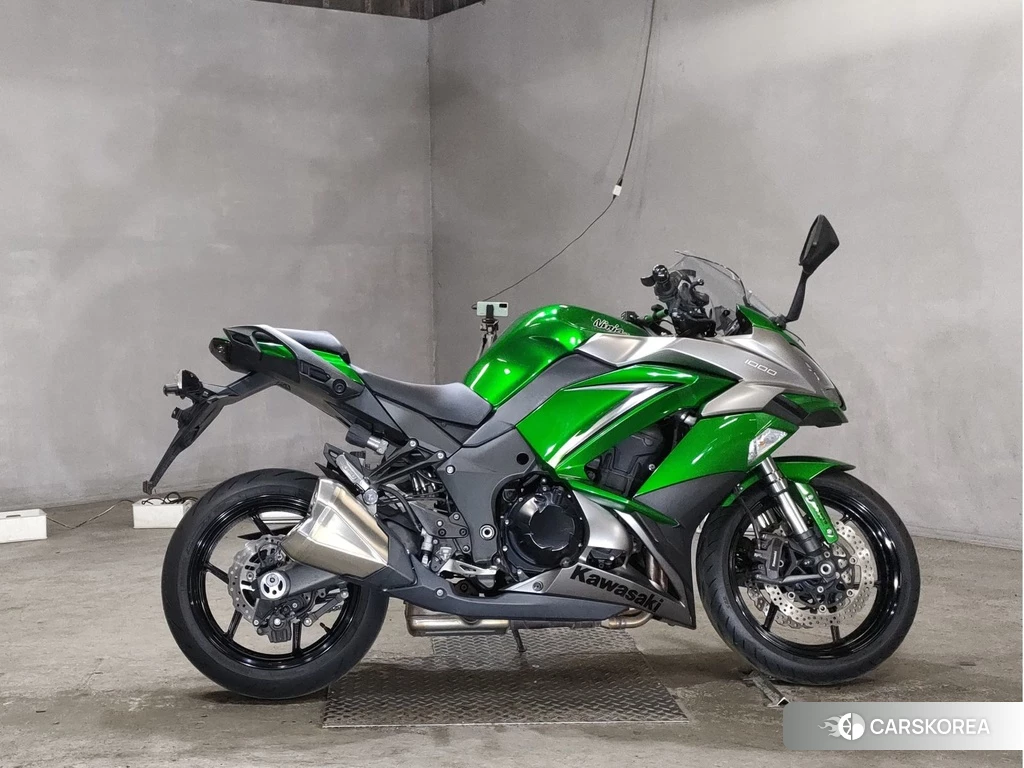 Проданный Kawasaki NINJA 1000 2019 из Японии