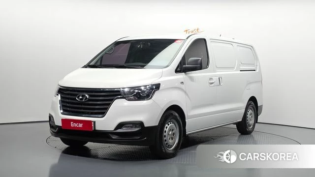 Hyundai The New Grand Starex 2018 Белый из Кореи